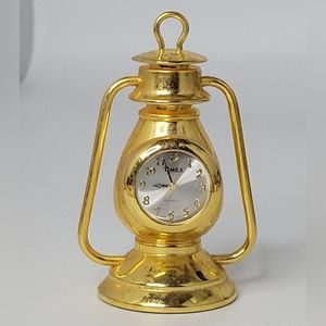 ▪︎Timex Mini Clock